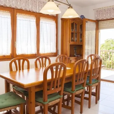 Apartment Cinc - Xeckin Holidays *